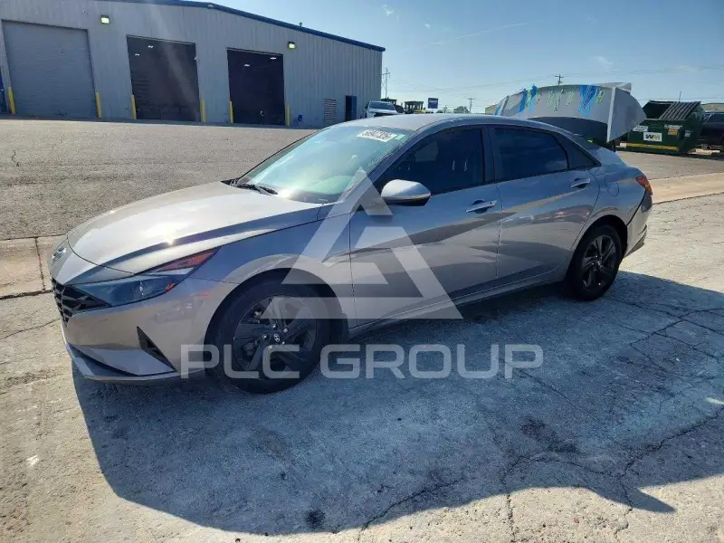 2022 Hyundai Elantra photo