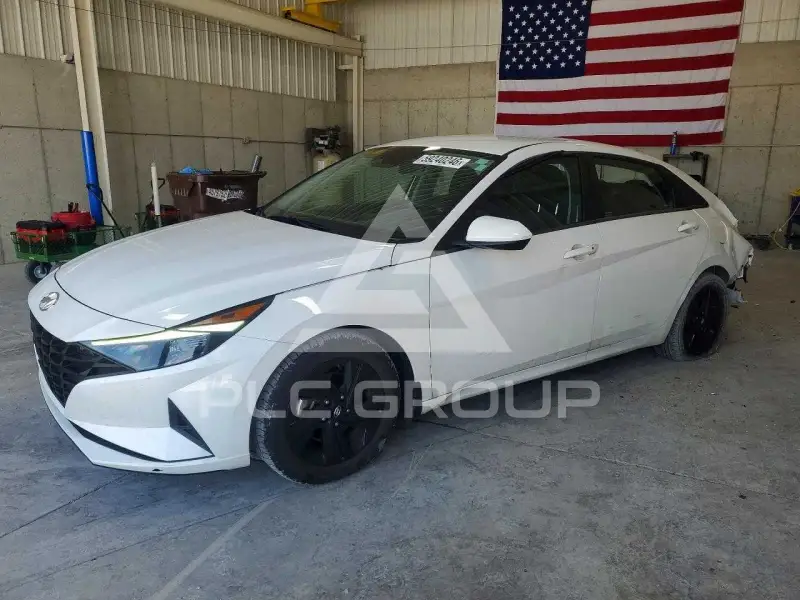 2022 Hyundai Elantra фото