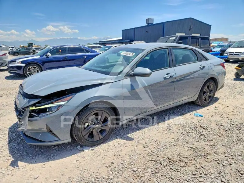 2022 Hyundai Elantra фото