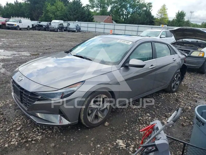 2022 Hyundai Elantra фото