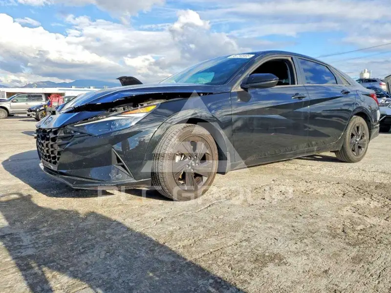 2022 Hyundai Elantra фото
