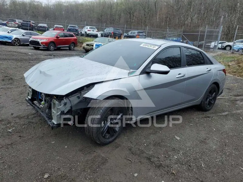 2022 Hyundai Elantra фото