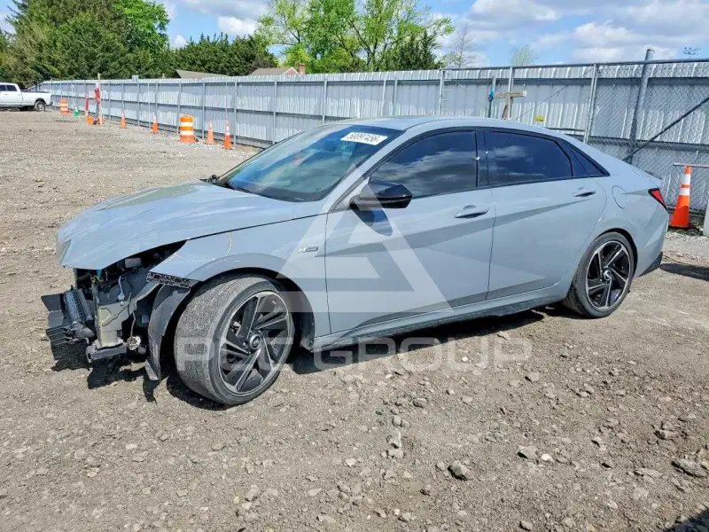 2022 Hyundai Elantra photo
