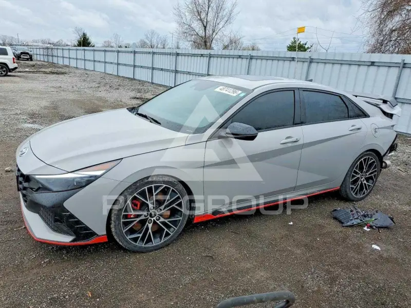 2022 Hyundai Elantra фото
