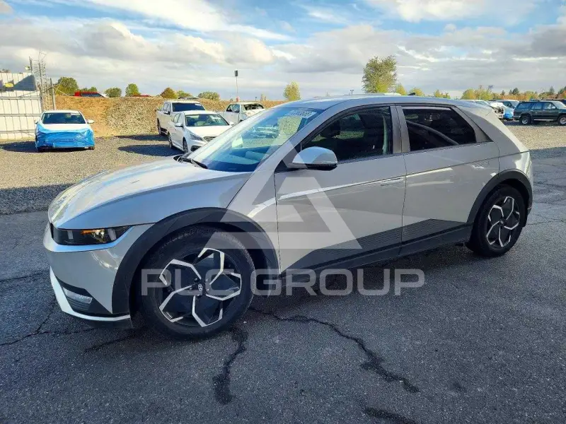2022 Hyundai Ioniq photo
