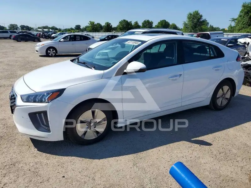 2022 Hyundai Ioniq photo