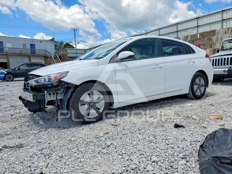2022 Hyundai Ioniq photo