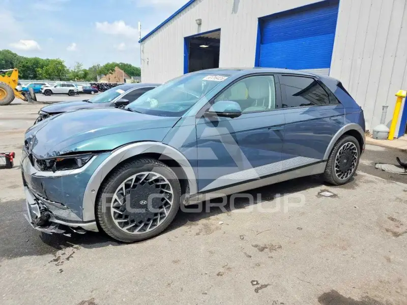 2022 Hyundai Ioniq photo