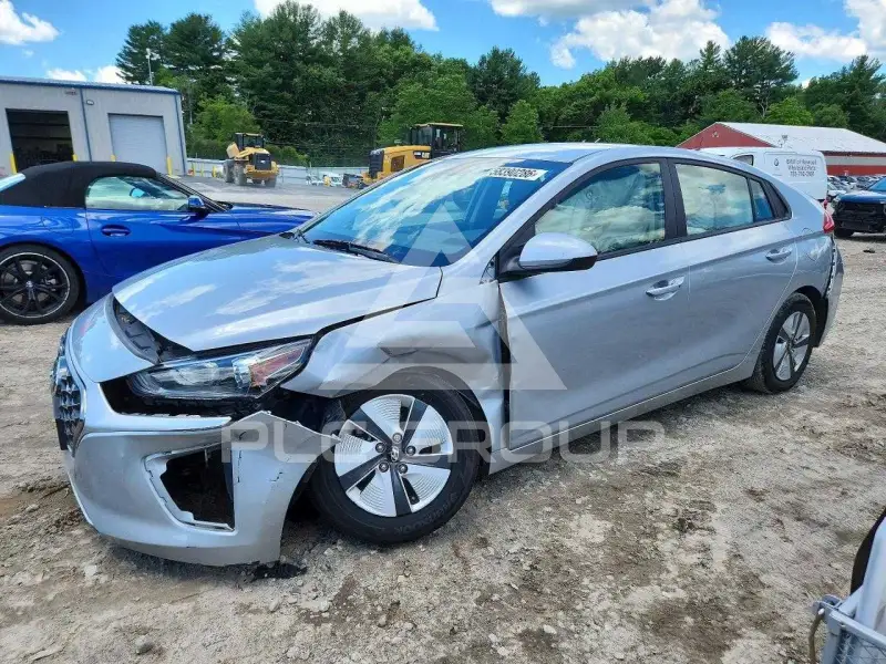 2022 Hyundai Ioniq photo