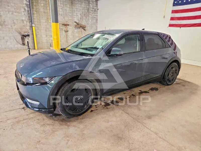 2022 Hyundai Ioniq photo