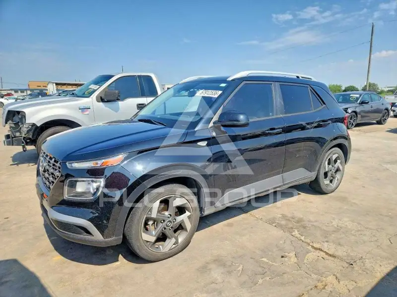 2022 Hyundai Venue photo