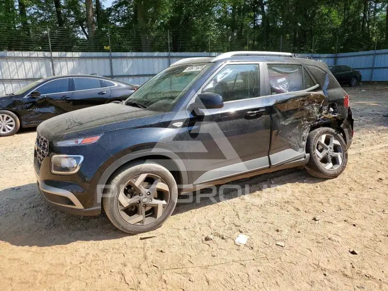 2022 Hyundai Venue photo