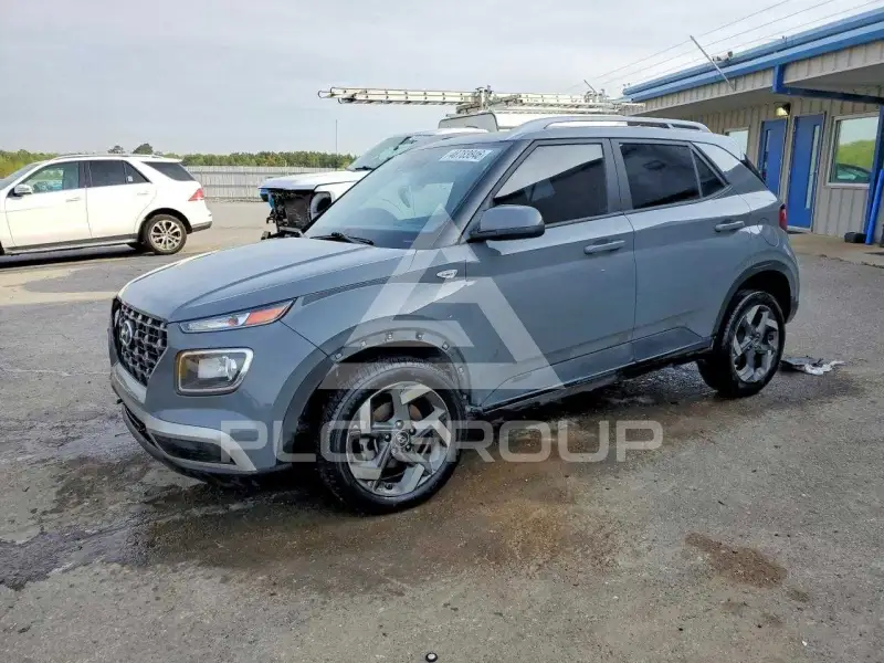 2022 Hyundai Venue фото