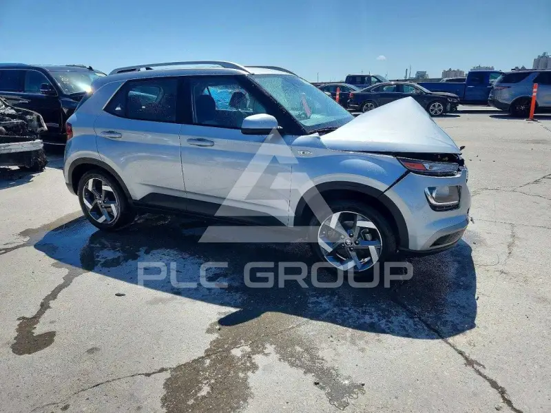 2022 Hyundai Venue photo