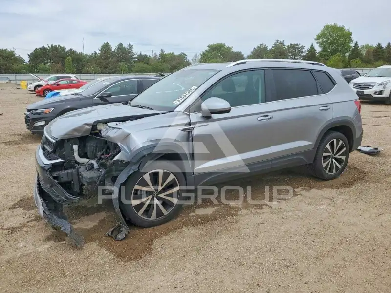 2022 Volkswagen Taos photo