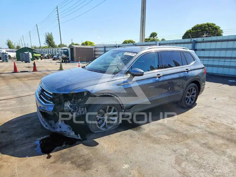 2022 Volkswagen Tiguan фото