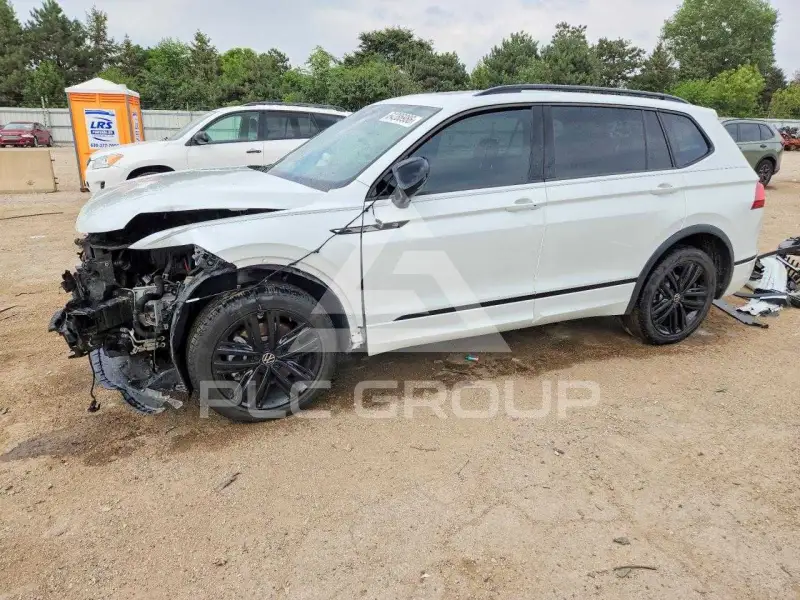 2022 Volkswagen Tiguan фото