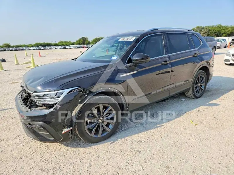 2022 Volkswagen Tiguan photo