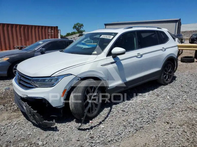 2022 Volkswagen Tiguan photo