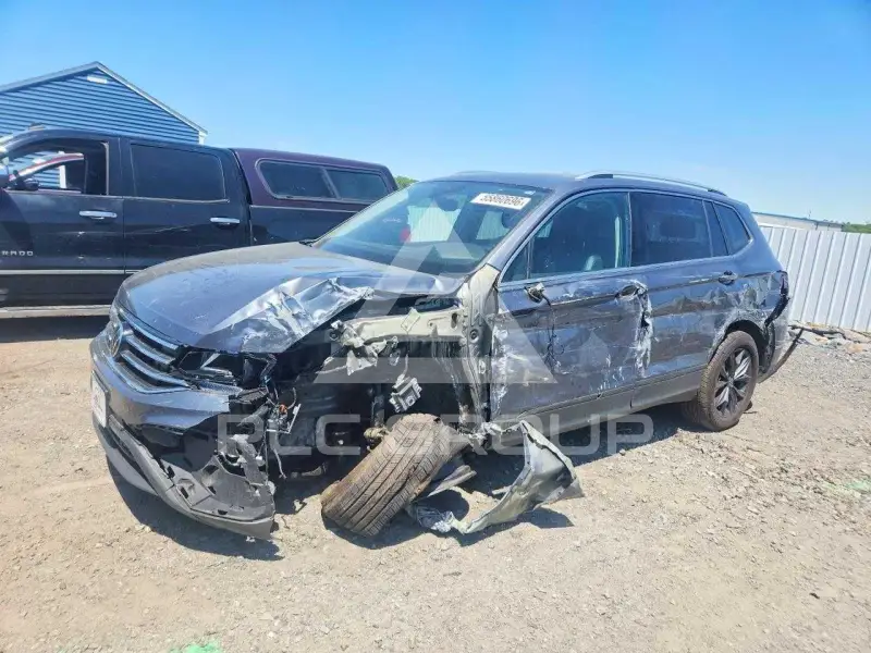 2022 Volkswagen Tiguan фото