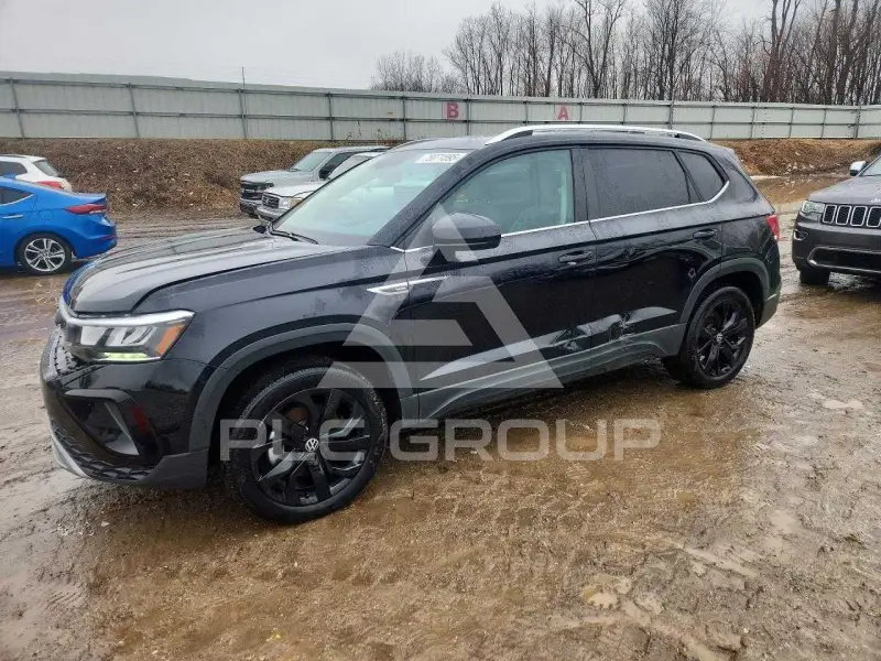 2022 Volkswagen Taos photo