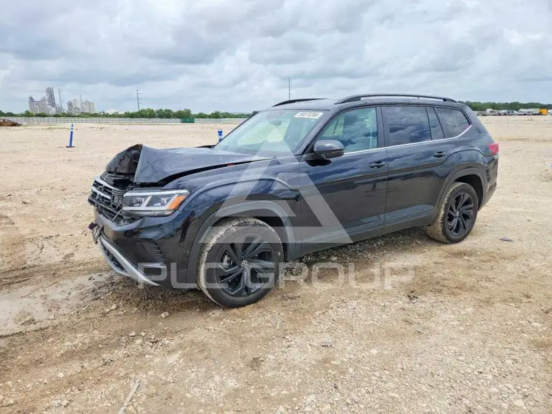 2022 Volkswagen Atlas photo
