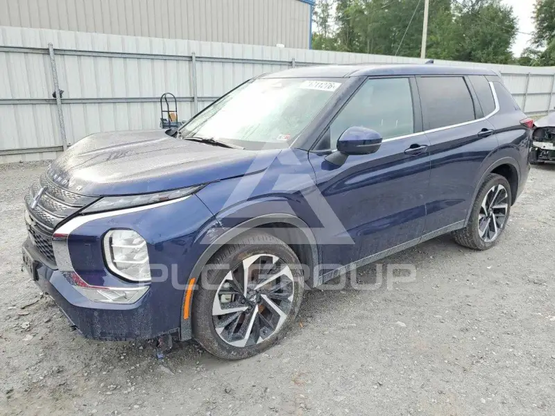 2023 Mitsubishi OUTLANDER фото