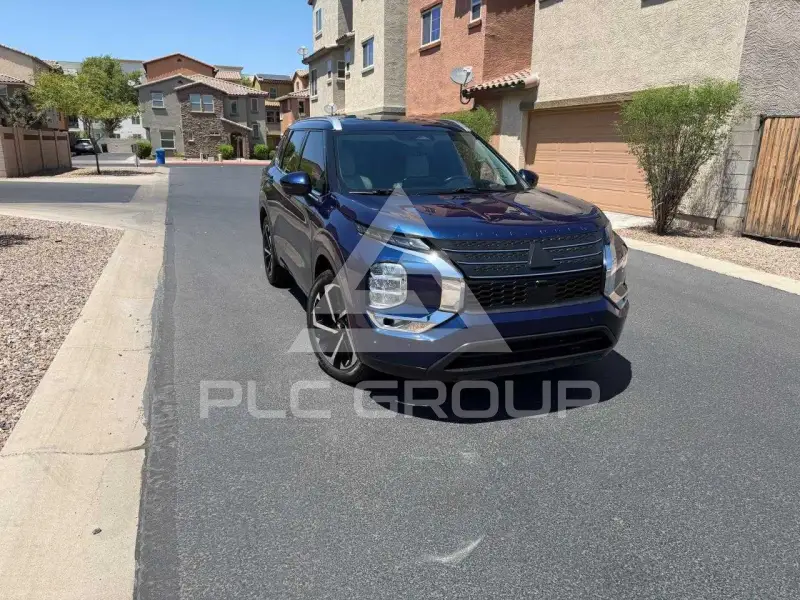 2023 Mitsubishi OUTLANDER фото