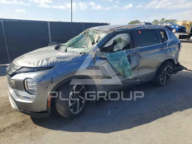 2023 Mitsubishi OUTLANDER фото