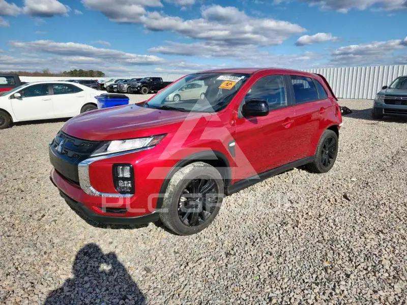 2023 Mitsubishi OUTLANDER photo