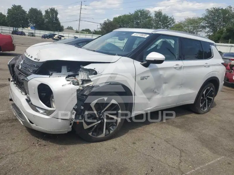 2023 Mitsubishi OUTLANDER фото