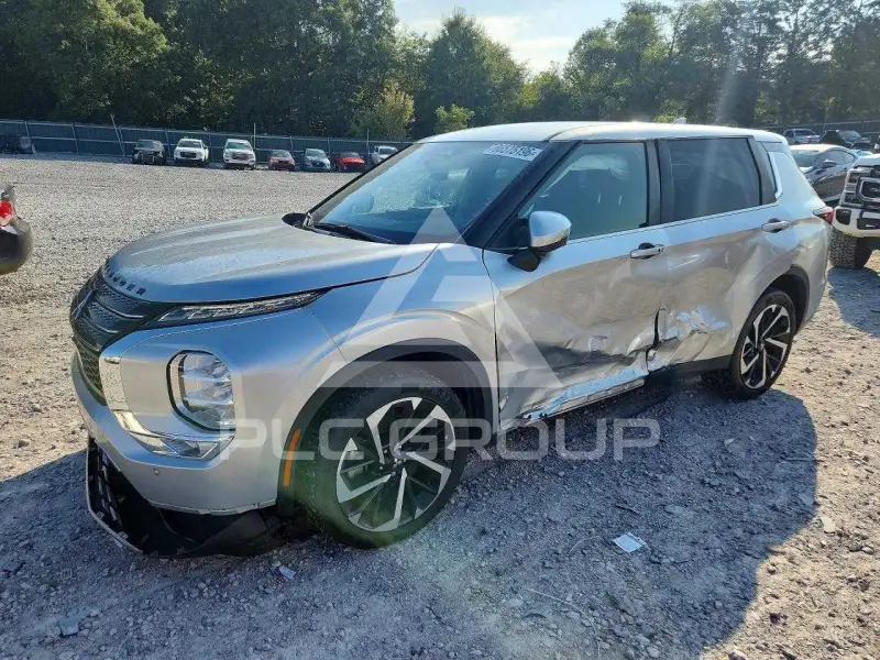 2023 Mitsubishi OUTLANDER фото