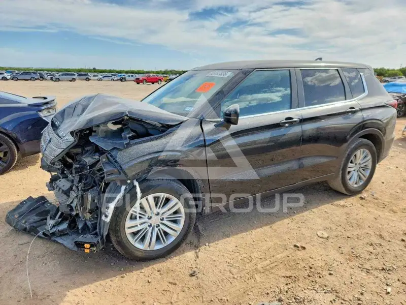2023 Mitsubishi OUTLANDER фото
