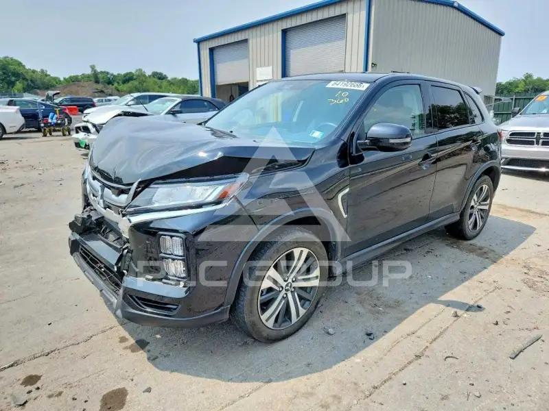 2023 Mitsubishi OUTLANDER фото