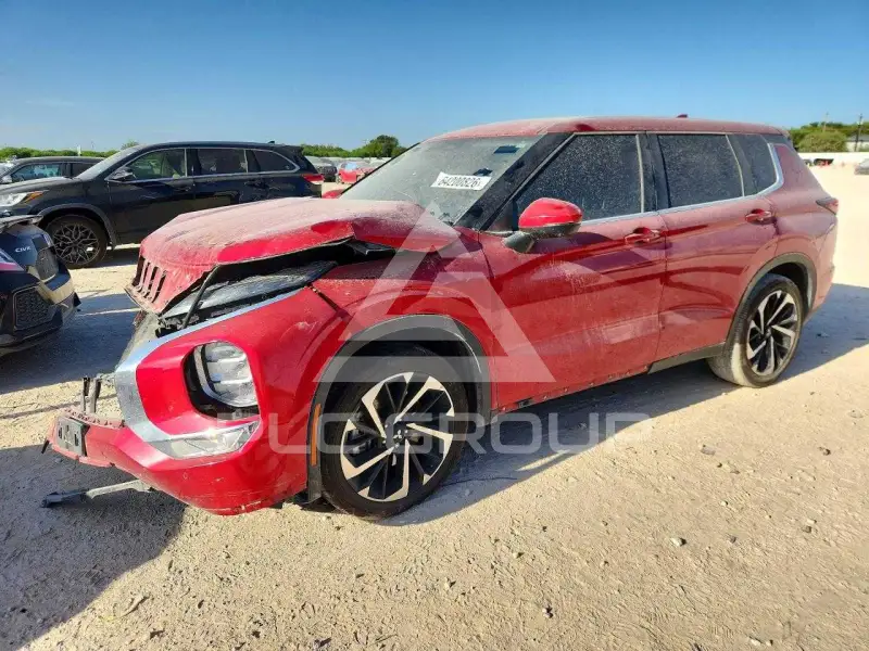 2023 Mitsubishi OUTLANDER фото
