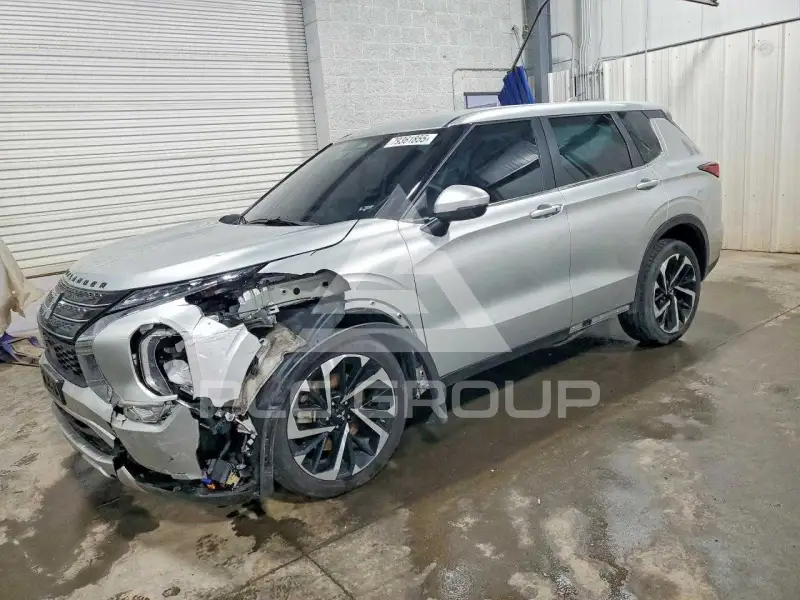 2023 Mitsubishi OUTLANDER фото