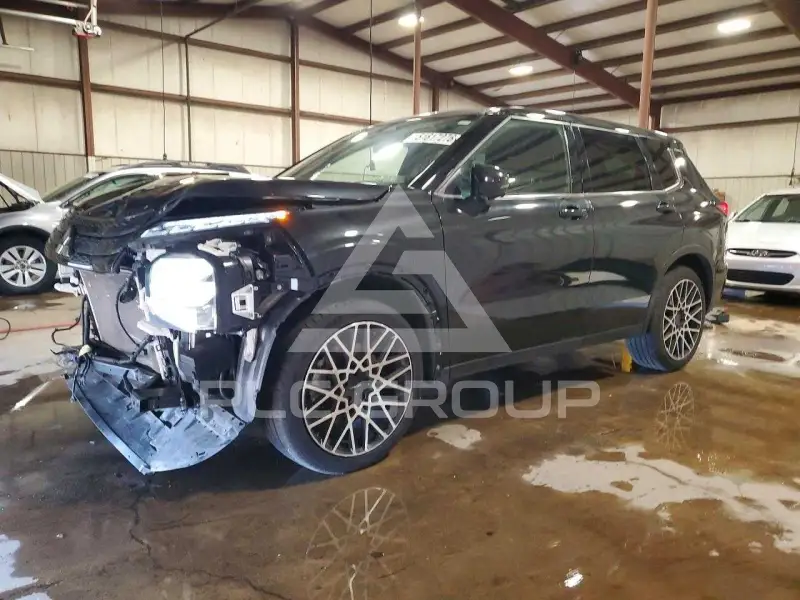 2023 Mitsubishi OUTLANDER фото
