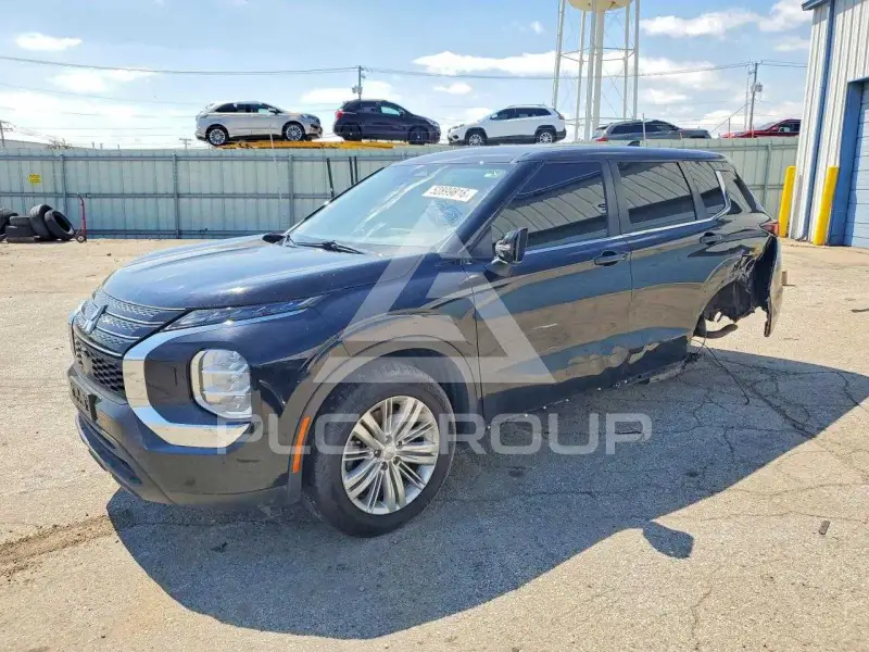 2023 Mitsubishi OUTLANDER фото