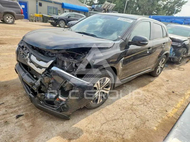 2023 Mitsubishi OUTLANDER фото