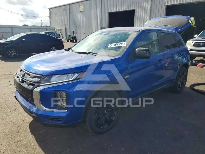2023 Mitsubishi OUTLANDER фото