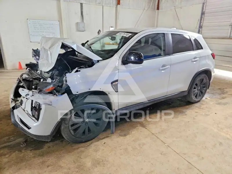 2023 Mitsubishi OUTLANDER фото