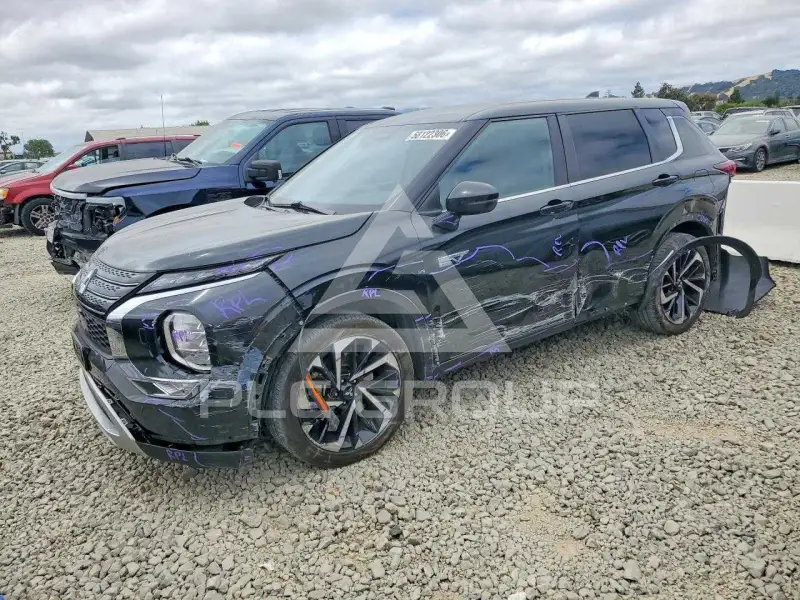2023 Mitsubishi OUTLANDER фото