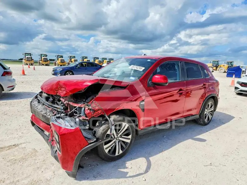 2023 Mitsubishi OUTLANDER фото