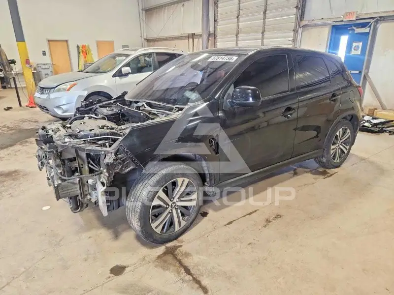 2023 Mitsubishi OUTLANDER фото