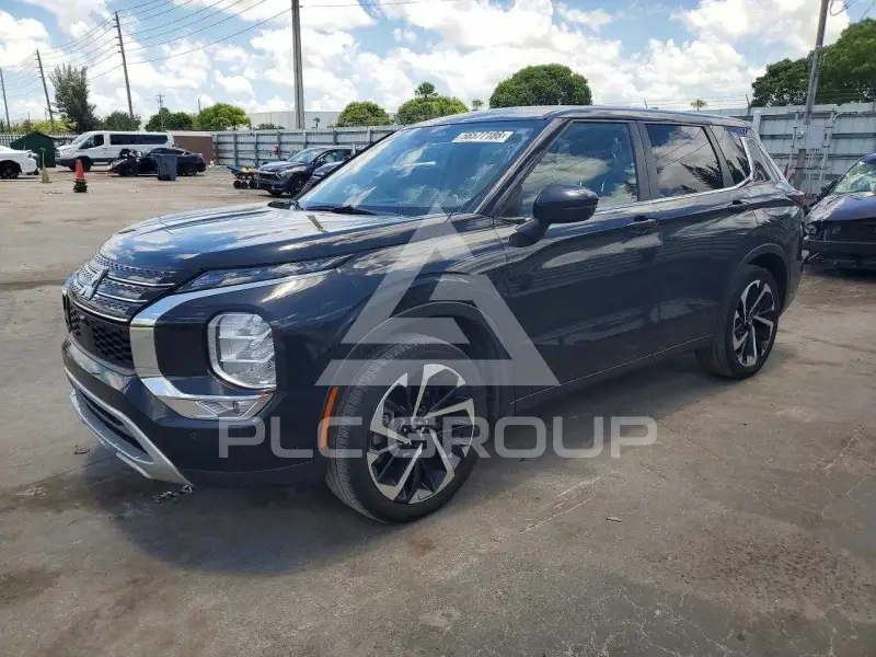 2023 Mitsubishi OUTLANDER фото