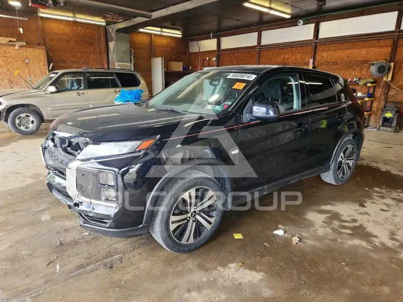 2023 Mitsubishi OUTLANDER фото