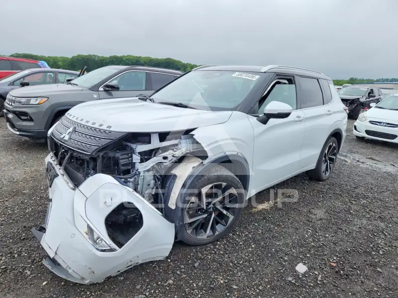 2023 Mitsubishi OUTLANDER фото