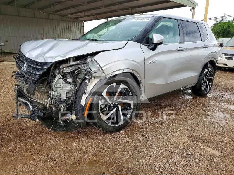 2023 Mitsubishi OUTLANDER фото