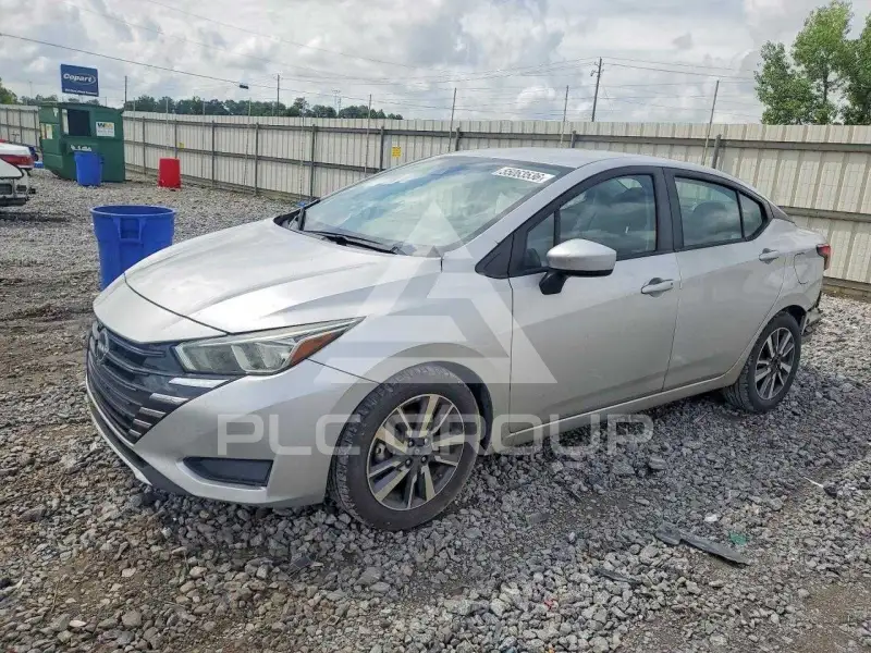 2023 Nissan VERSA photo