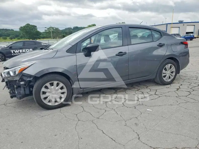 2023 Nissan VERSA фото